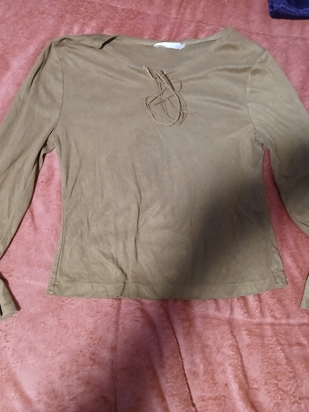 Girls Long Sleeve Vintage Lace-Up Top in Olive Brown